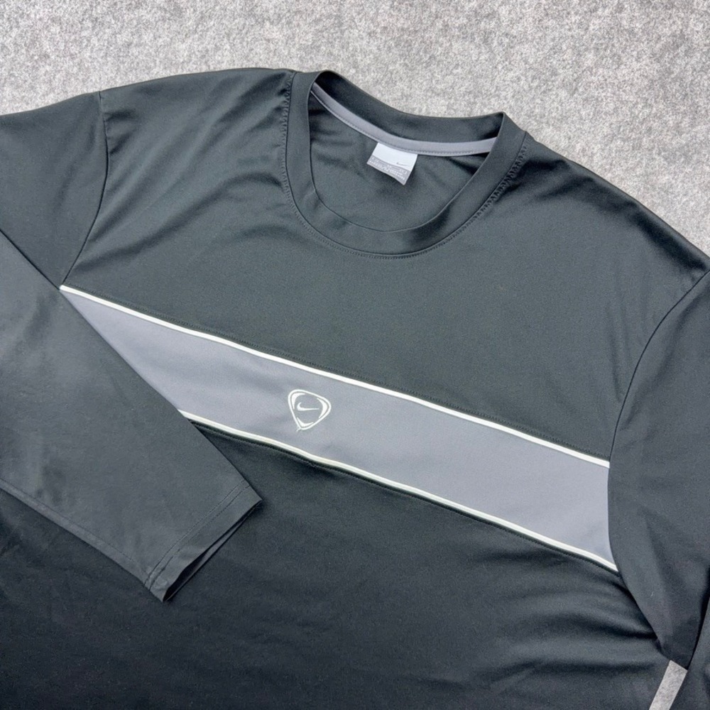 Nike Shirt Mens XL Black Long Sleeve Soccer Performance‎ Athletic Training 90s
